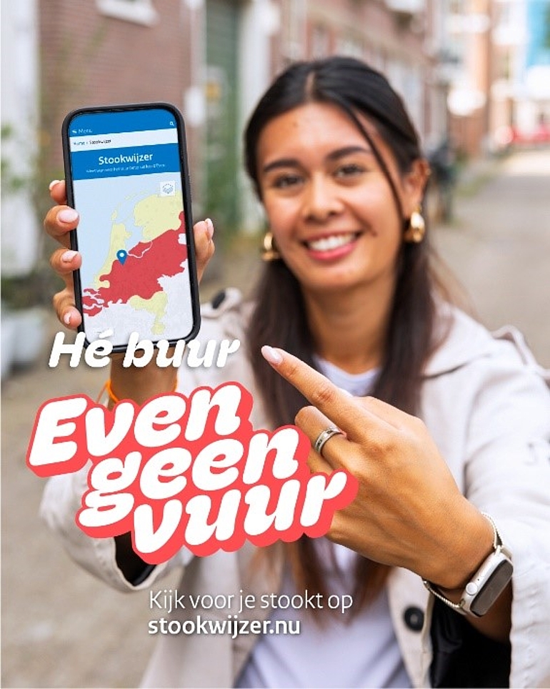 Flyer campagne Denk aan je buur, even geen vuur